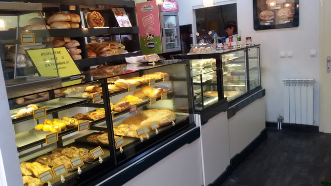 Izdajem opremljen lokal, pekara, proizvodnja kolača, kuhinja Inđija